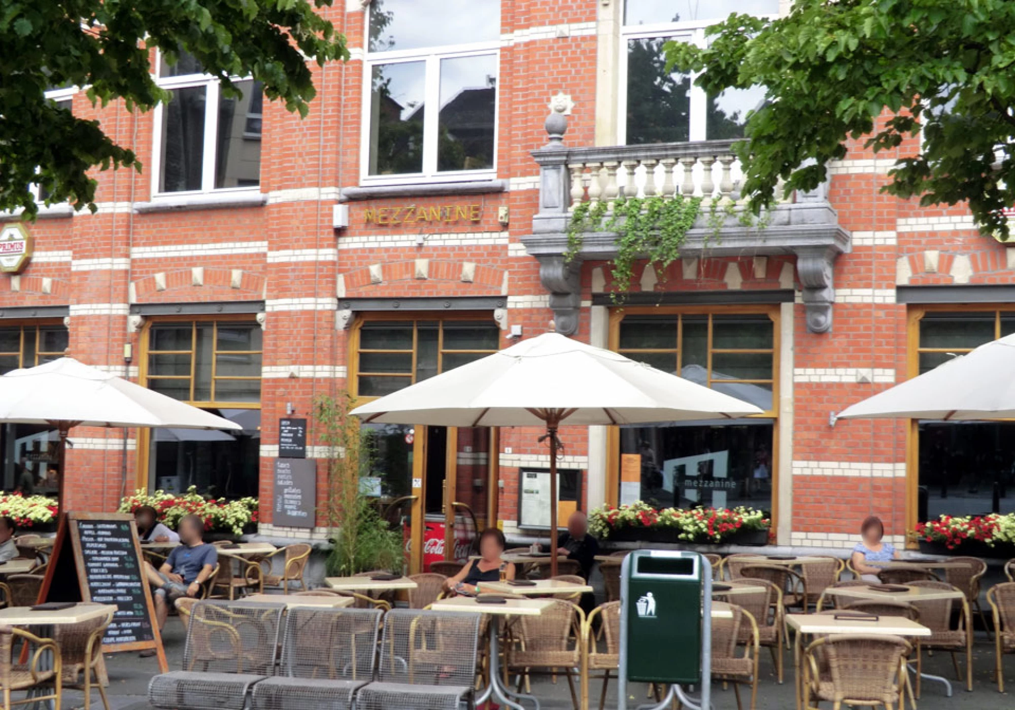 Foto van Mezzanine
