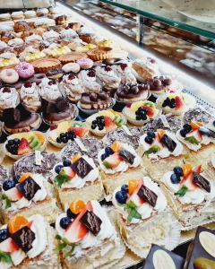 Foto van Tommy's Place Bakery 39