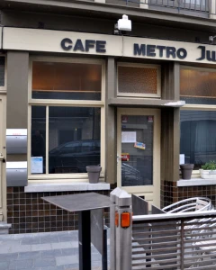 Foto van Metro