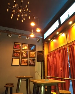 Foto van Woodstock, het café 3