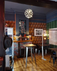 Foto van Woodstock, het café 4