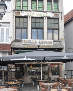 Foto van Den Amitié