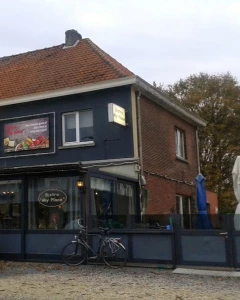 Foto van My Place