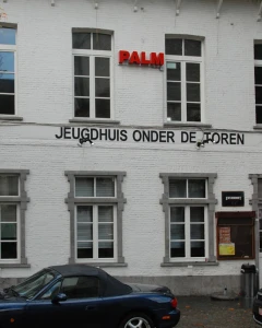 Foto van Onder de Toren