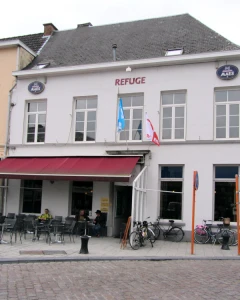 Foto van Refuge 2