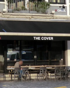 Foto van The Cover
