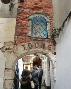 Foto van Toone