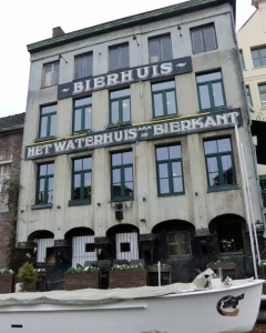 Foto van Het Waterhuis aan de Bierkant